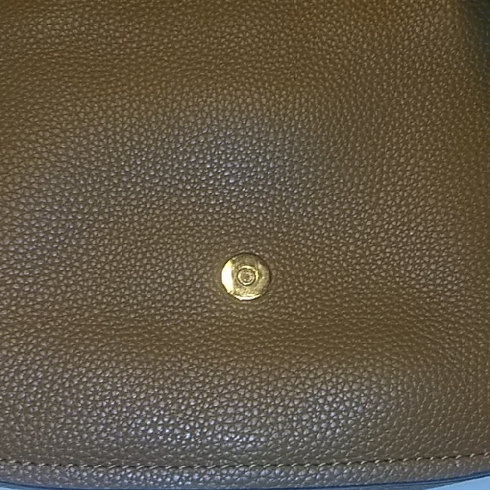 Michael kors Large saddlebag purse. - Picture 13 of 16